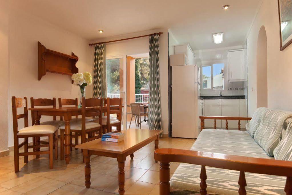 Pinos Altos Apartments Кала-Сан-Висенте Экстерьер фото